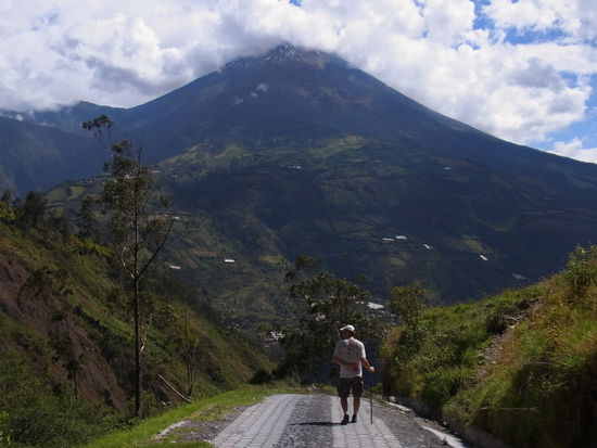 mutig voran und immer den "Tungurahua" im Blick.