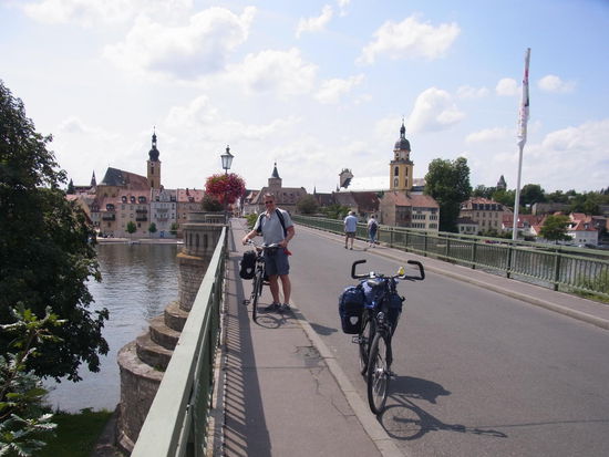 Rast auf der Brücke