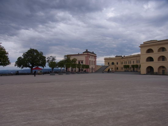 Sozusagen der Paradeplatz der Burganlage