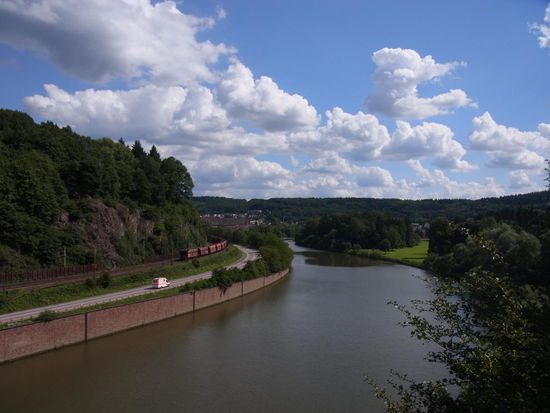ganz hinten liegt Mettlach