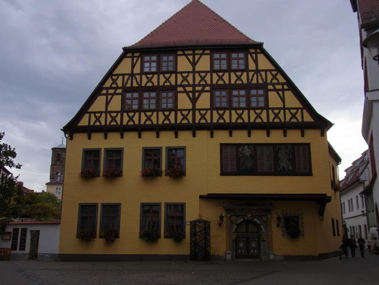 Wie gehts, wie stehts altes Haus?