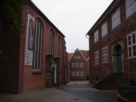 wir mögen die alten Backsteinhäuser