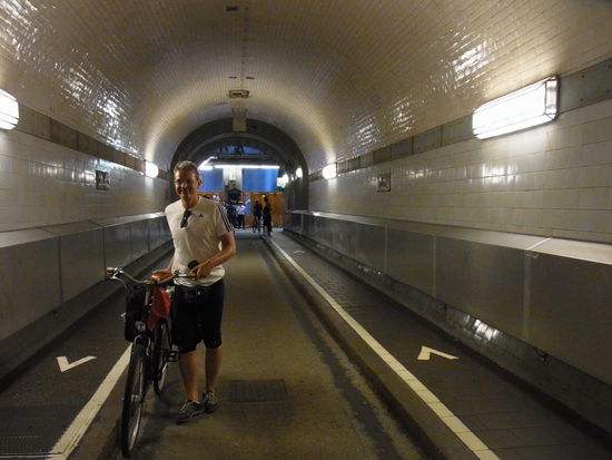 man muss die Räder hier schieben