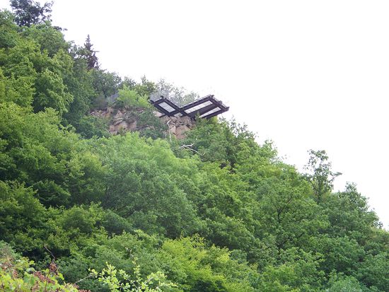 Der Weser-Skywalk bei Beverungen. Fällt für uns aber aus heute.