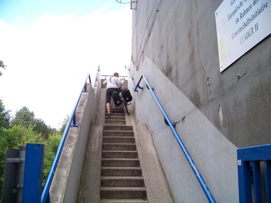 schnauf schnauf geht es die Treppe rauf