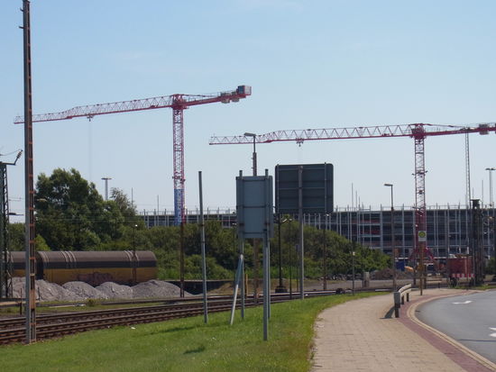 ja, hier geht tatsächlich der Weserradweg entlang