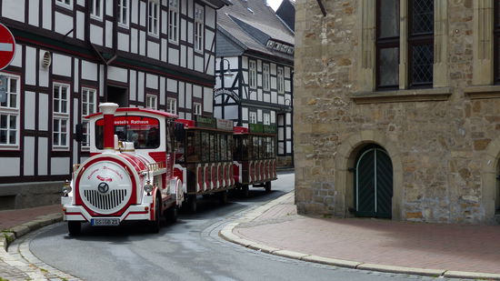 Huch, wer kommt denn da um die Ecke?