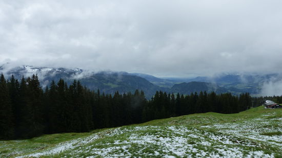 trotz vieler Wolken ein guter Weitblick