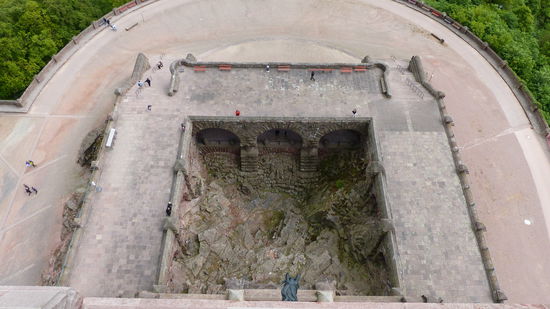 Sieht aus wie der Blick in eine Schlangengrube