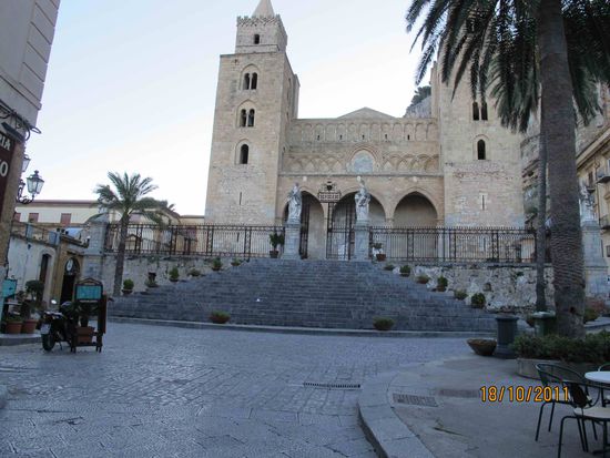 nein, das ist keine Postkarte  ... nur zufällig fast der gleiche Blickwinkel wie in Wikipedia