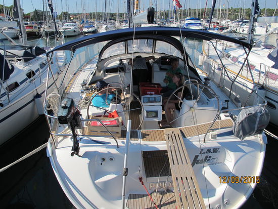 Die Julia mit einem Teil der Crew.