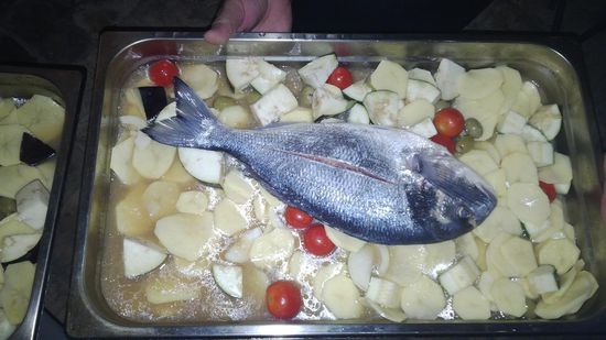 ... der Fisch, natürlich vor der Zubereitung.