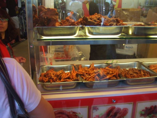 Von Kopf bis Fuß alles von der Ente 