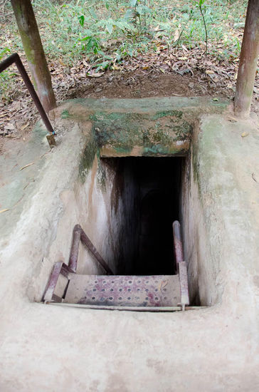 Und das ist der Eingang für die bloody (bladen) Tourists...aber auch nicht wirklich groß