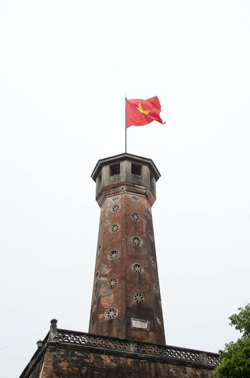 und daneben glei a flakturm....