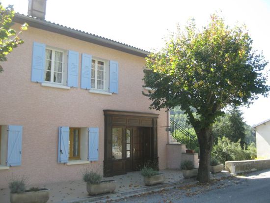 Pension in Clamensane