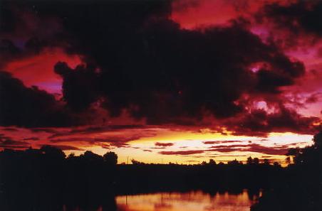 Sonnenuntergang am Wanganui River, Wanganui, Nordinsel (=ohne Filter!)