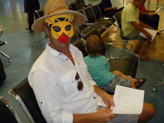 ... und ausser uns ist niemand verkleidet- ts ts tseh, von wegen Kultur