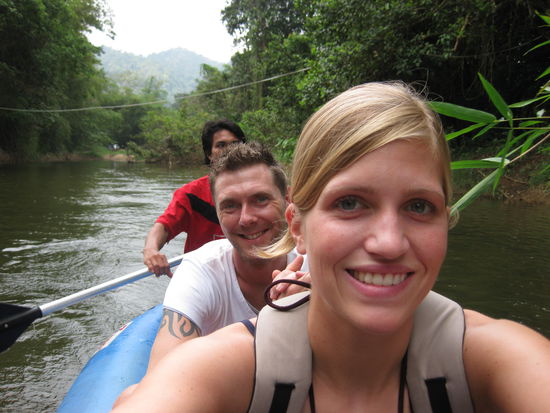 Eine Kanutour die ist lustig, eine Kanutour die ist schoen...