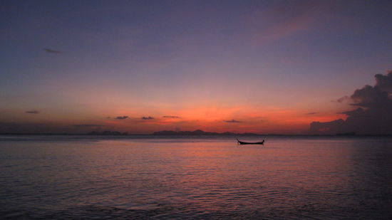 auf dem Weg zum anderen Restaurant...im Hintergrund die Phi Phi Islands