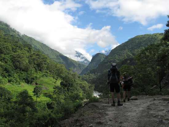 Start in den zweiten Tag´mit Blick auf das Valley und Reisfelder  so schön giftgrün ^^