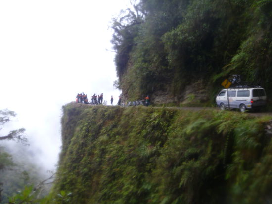 Death-Road, 3 Stunden Downhill pur!