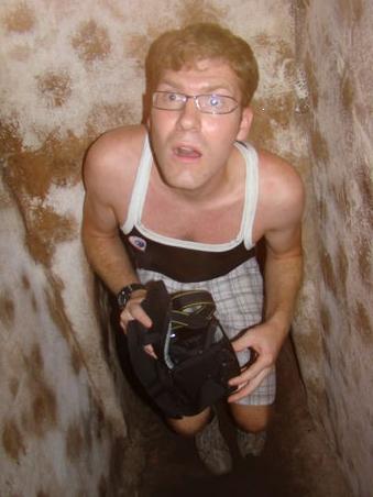 Beim Ausstieg aus dem Tunnel, der blanke Schrecken steht mir ins Gesicht geschrieben.