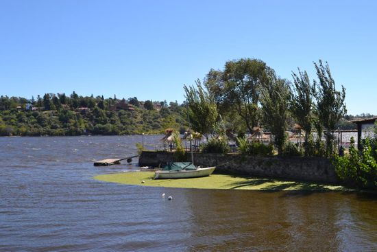 Lago in Carlos Paz.