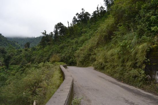 Im Nachhinein wunderschön, doch nach sieben/acht Stunden im Sattel sind einem auch die tollsten Landschaften ziemlich egal und man möchte nur noch ankommen, duschen und entspannen.