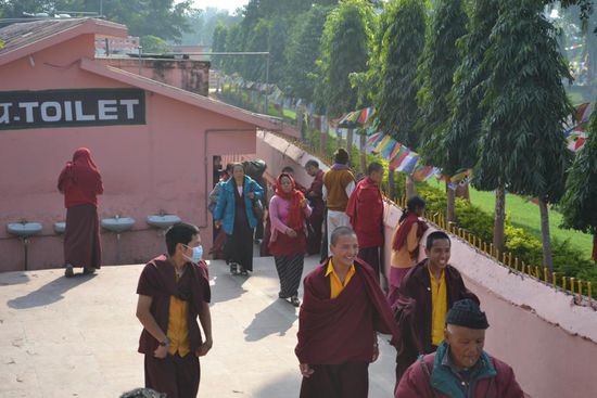 Bodhgaya - ein Pilgerort fuer Buddhisten. Hier soll Siddhartha Gautama (alias Buddha) im Jahre 534 v. Chr. unter einer Pappel-Feigedie Erleuchtung erlangt haben.