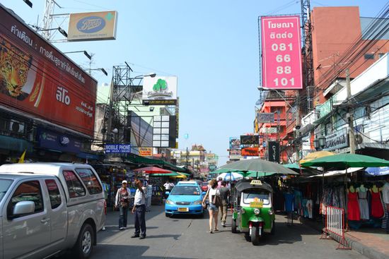 Khao San Road - das Backpackerviertel in Bangkok
