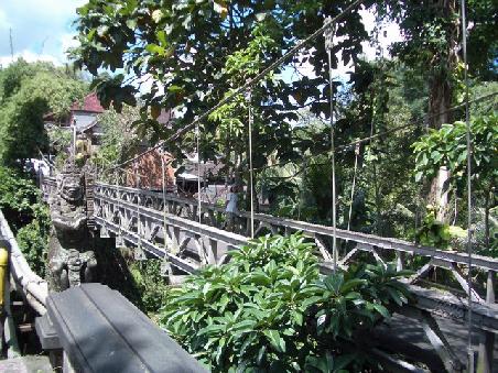 Bruecke bei Ubud