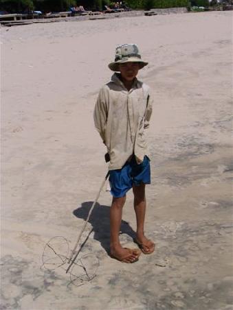 Spielen am Strand (mit so etwas wie einer selbstgebastelten Watschelente)