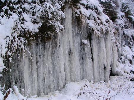 Eiswasserfall