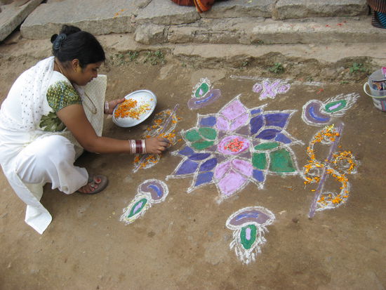 Festliche Muster zum Lichterfest "Diwali"
