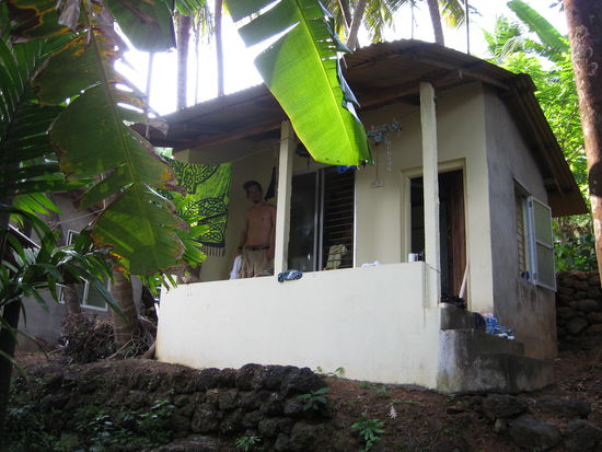 Unser Haeuschen am Strand bzw im Palmenhain