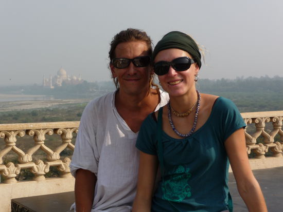 Man beachte den Hintergrund (Taj Mahal)