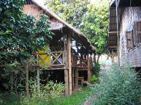 Das ist das herzige Restaurant unseres Guesthouses.