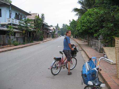 Velospaziergang durch Luang Prabang