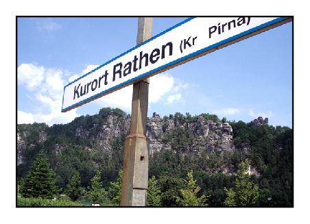 Am Bahnhof Rathen.