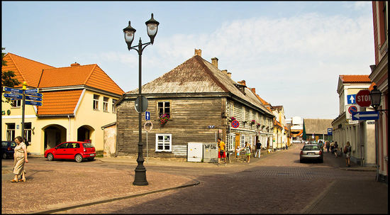 Weg zur Hafenpromenade in Ventspils
