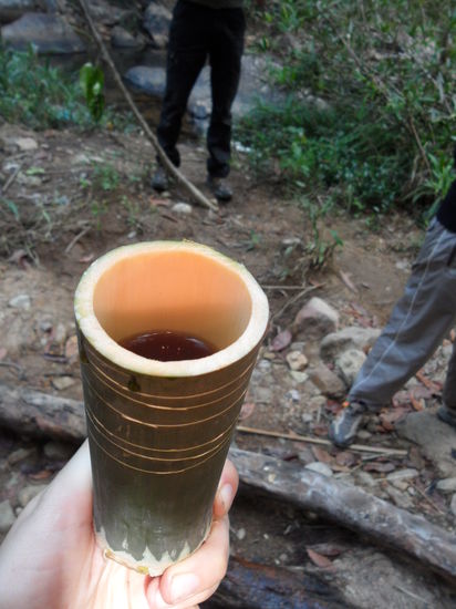 Teatime mit Bambustasse - ergab zusammen einen eigenwilligen Geschmack. War aber megacool