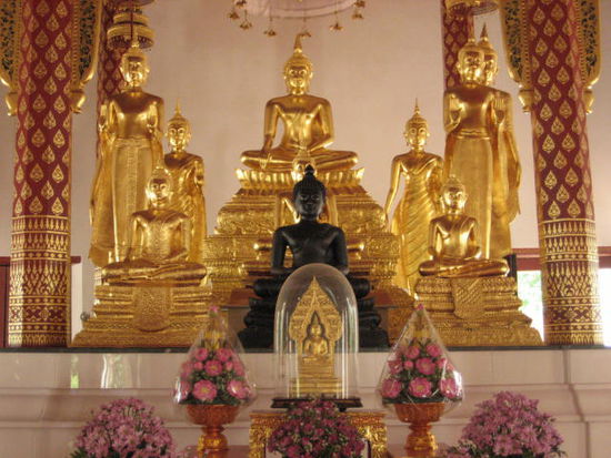 Wat Suthus (The sitting Buddha)