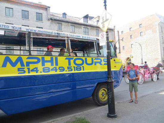 Stadttour mit einem Amphibiienfahrzeug