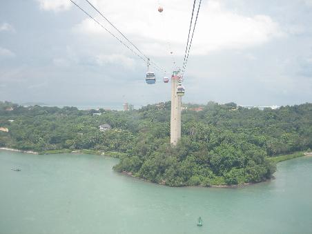 Mit der Gondel nach Sentosa Island und