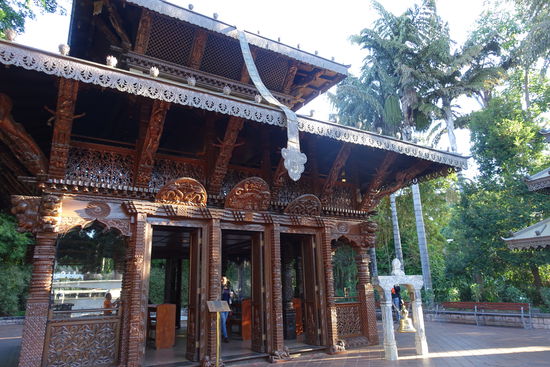 Ein nepalesischer Ruhetempel in Brisbane