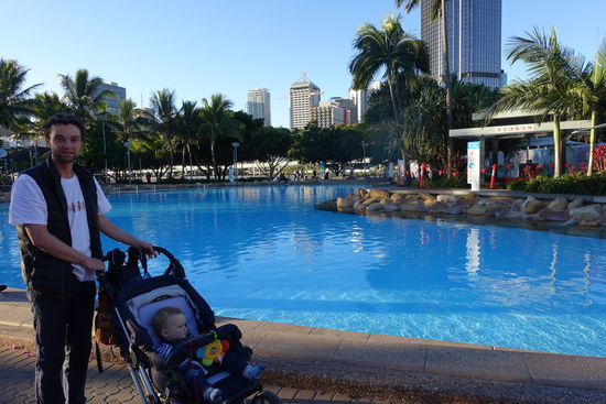 Eine blaue Lagune mitten in Brisbane, öffentliches frei zugänglich aber bewachtes Schwimmbad
