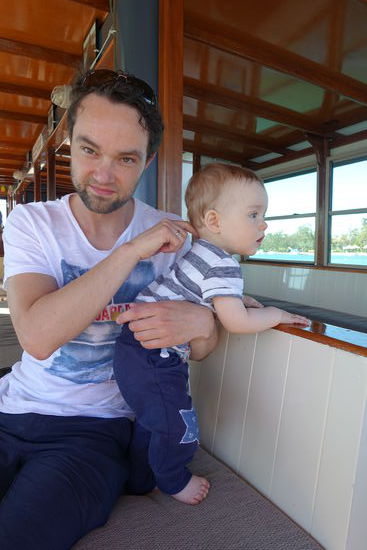 Ein begeisterter Bootsfahrer