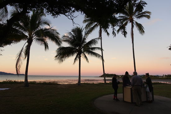 Townsville am 13.6. Ein abendliches Sunset BBQ