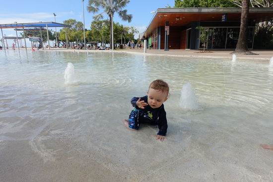 Schwimmspaß in der Lagoon von Cairns